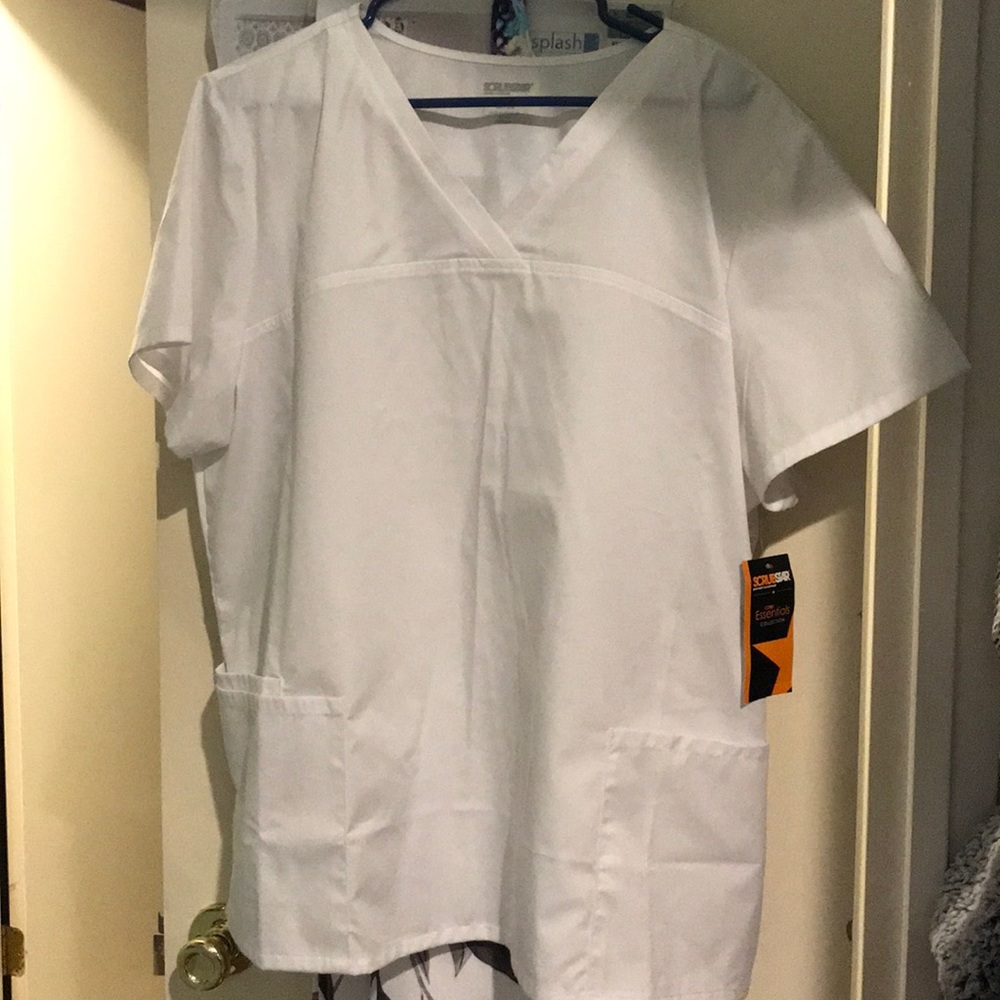 Scrubstar top